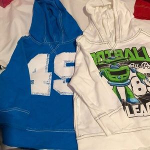 2 childrens place long sleeve shirt with hood 12 m